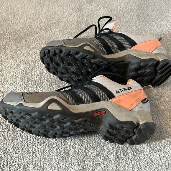 Adidas grey, orange with black trim hiking shoes. Terrex model. - Picture 5 of 6